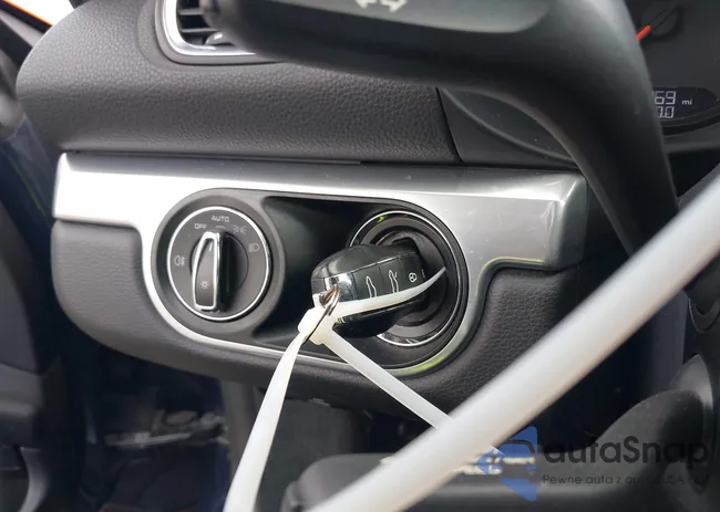 WP0CA2A81JS210719: 41998898