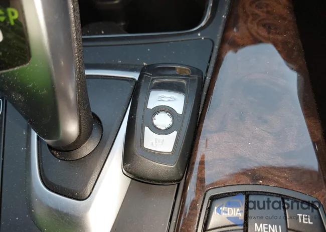 WBA3B5G50FNS15859: 41999035