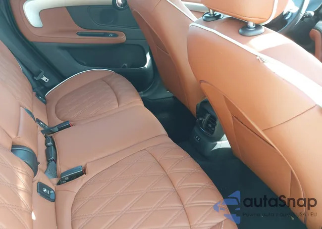 WMZ83BR09R3R52676: 41999086