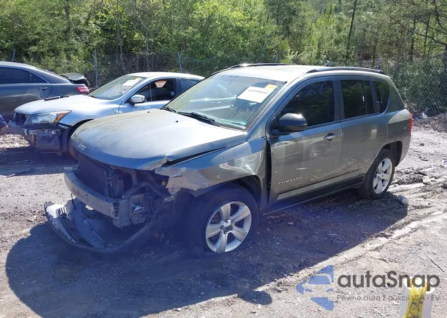 1C4NJCEA5CD626372: 41999099