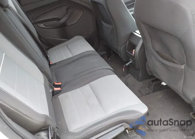 1FMCU9GXXEUD28935: 41999400