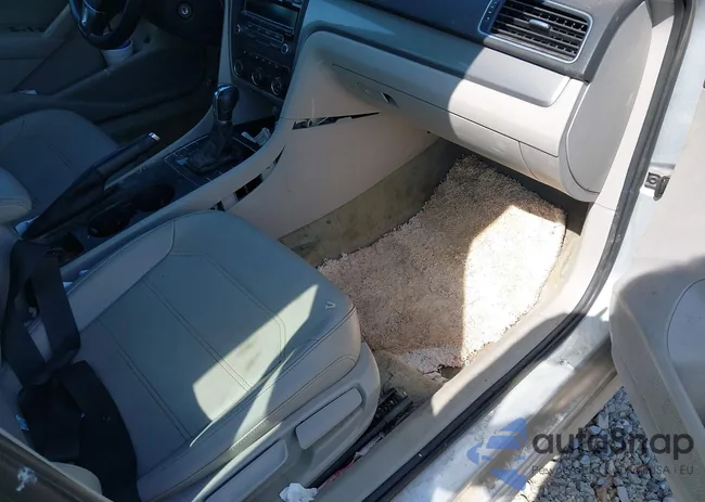 1VWAS7A31FC009620: 41999430