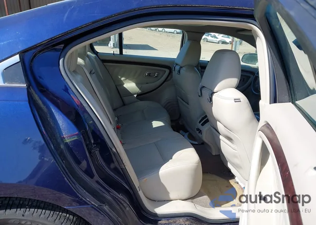 1FAHP2FW3BG147094: 41999475