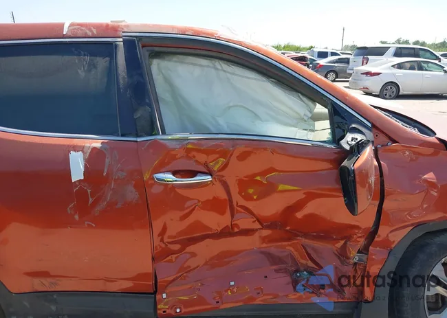 5XYZT3LB5GG365405: 41998630