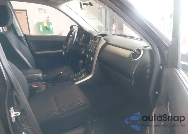 JS3TD941784101874: 41998700