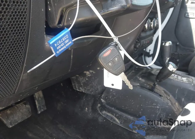 1C4BJWDG1HL740750: 41998886