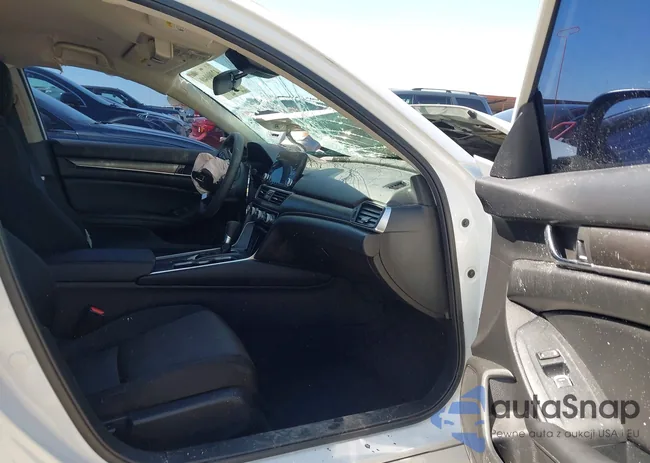 1HGCV1F18LA009887: 42000040