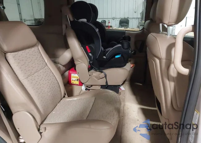 1GNDV33147D107927: 41999541