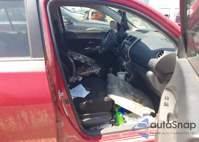 JTKKU4B46C1024928: 41999589