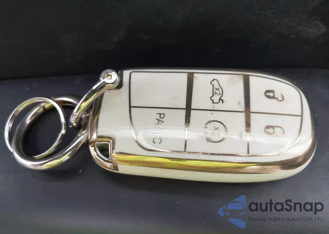 1C4RJFCG2JC355512: 41999611