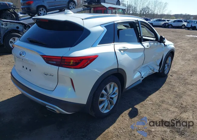 3PCAJ5M33LF105608: 41999630