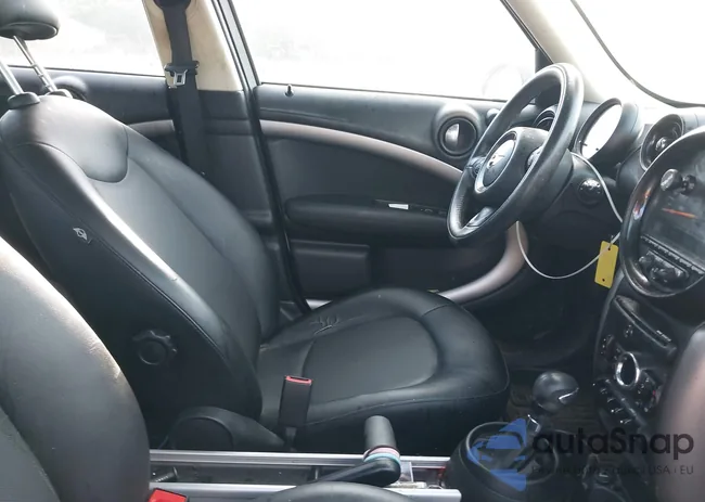 WMWZB3C51GWR48695: 41999871