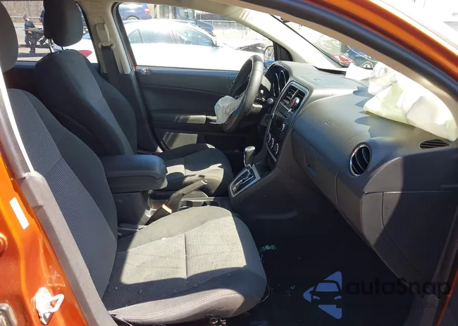 1B3CB3HA0BD257338: 42001051