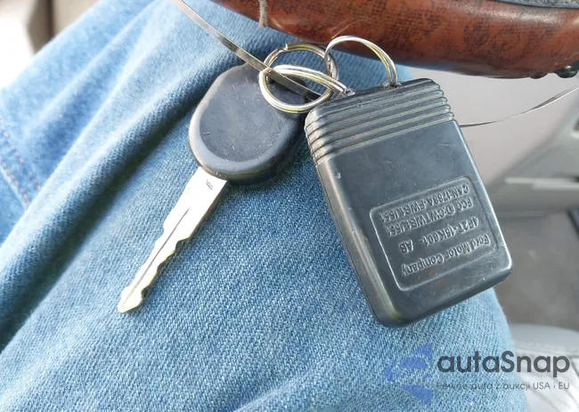 2FMZA52276BA05540: 42001101