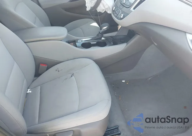 1G1ZB5ST5NF212122: 42001107