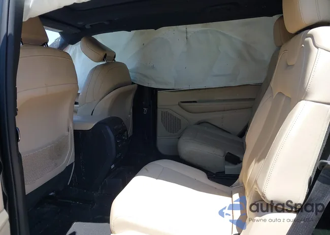 1C4RJKBG1P8811229: 42001214