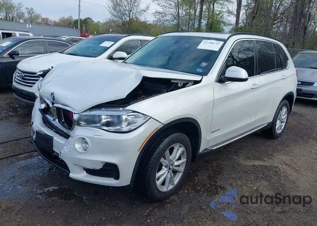 5UXKR0C5XF0P02453: 42000835