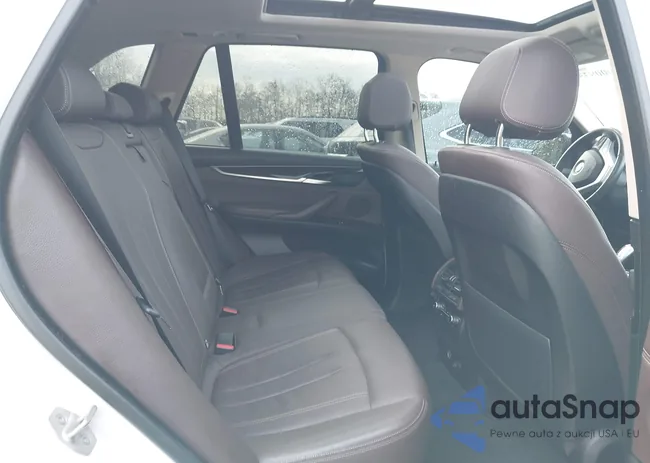 5UXKR0C5XF0P02453: 42000835