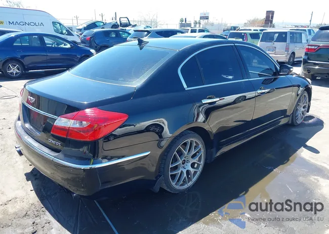 KMHGC4DD1DU238010: 42002064