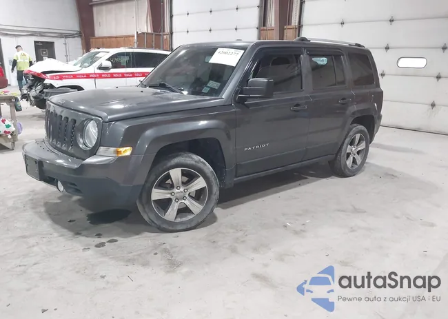 1C4NJRFB9GD673033: 42002277