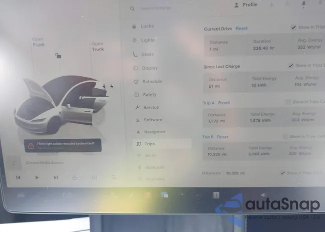 5YJ3E1EA1RF853625: 42002947