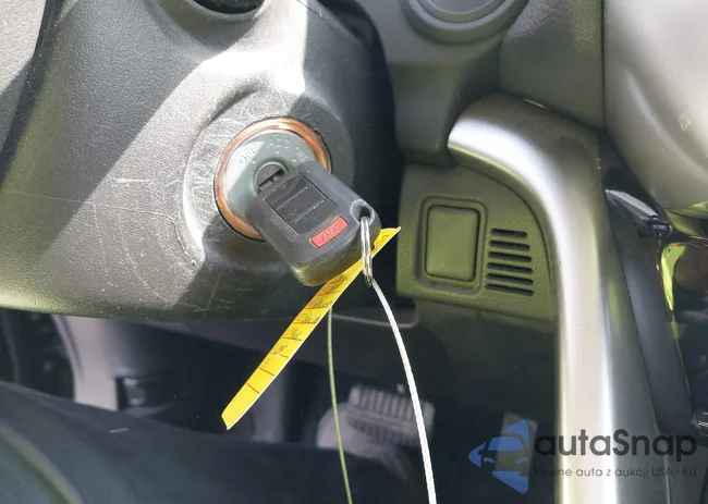 JA4AT4AA8KZ002985: 42003143