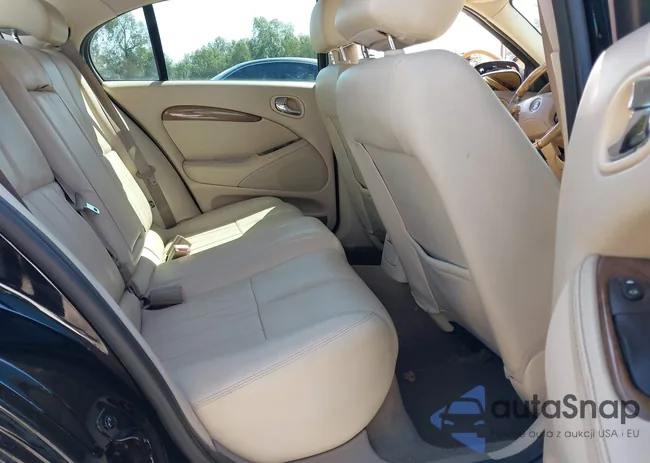 SAJEA01T44FN11209: 42003221