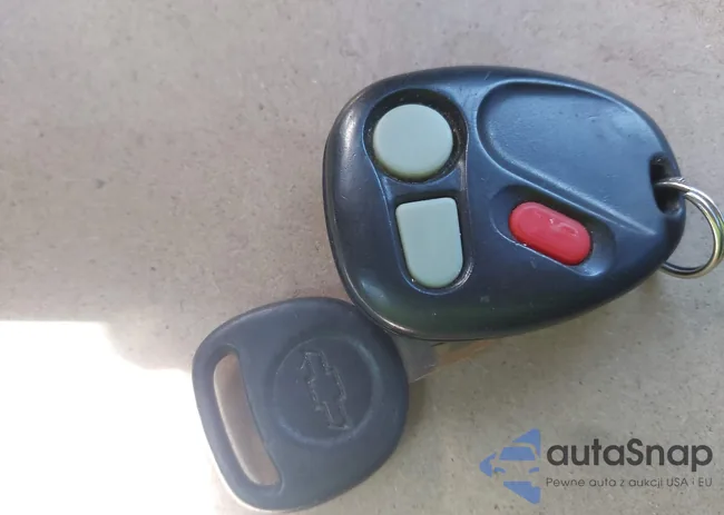 1GCHK23D87F175207: 42004137