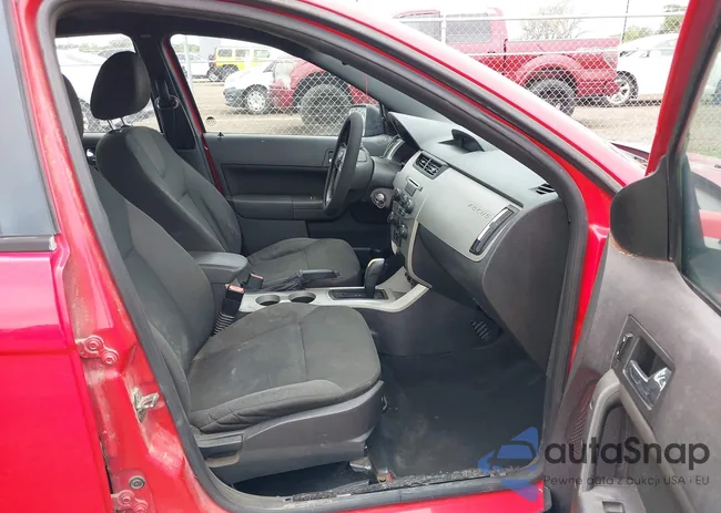 1FAHP35N98W246421: 42004286