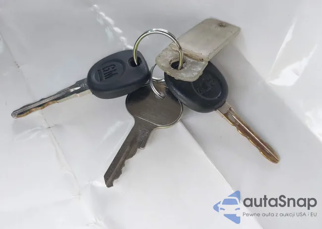 1GCGG25C381102102: 42003569