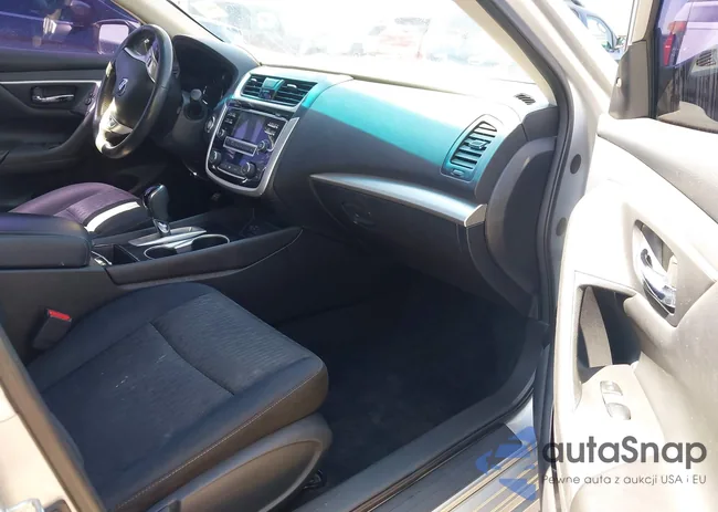 1N4AL3AP5JC163449: 42003751