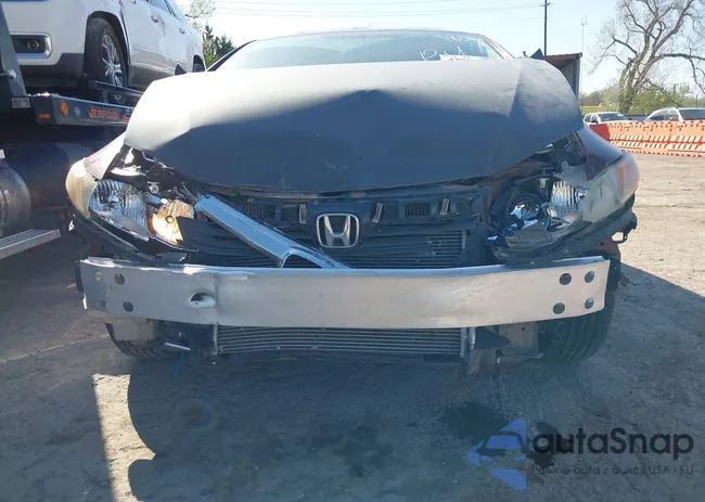 19XFB2F9XCE044850: 42003806