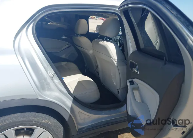 WDCTG4EB0HJ289181: 42003821