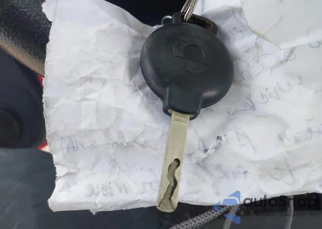 WMEEJ3BA3DK666985: 42005248