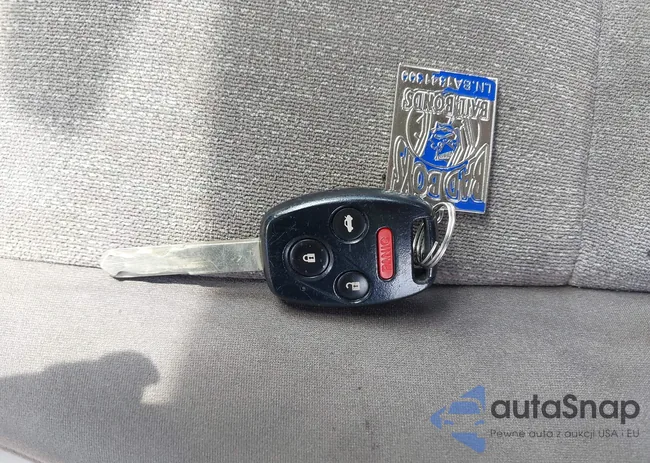 1HGCP2F35AA109833: 42005458