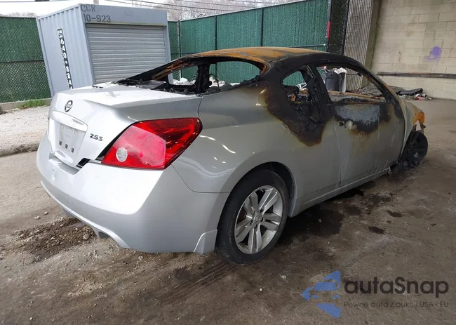 1N4AL2EP5CC144388: 42006331