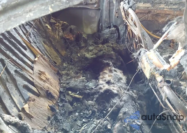 1N4AL2EP5CC144388: 42006331