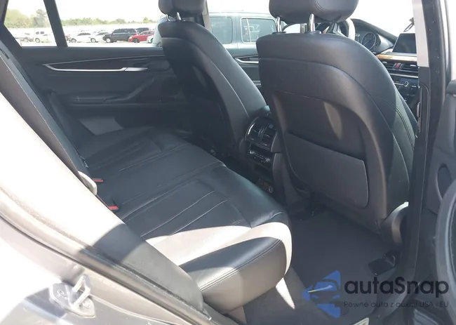 5UXKR0C58F0P18585: 42005511