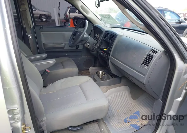 1D7HW28K66S715676: 42005697