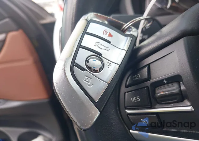 5UXKR0C55G0P26466: 42005793