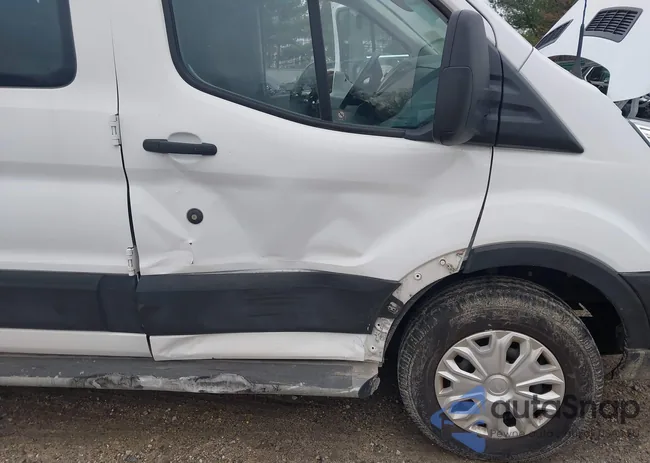 1FTYR1ZM4KKB00758: 42006896