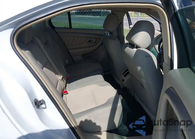 1FAHP2E8XFG196270: 42007068