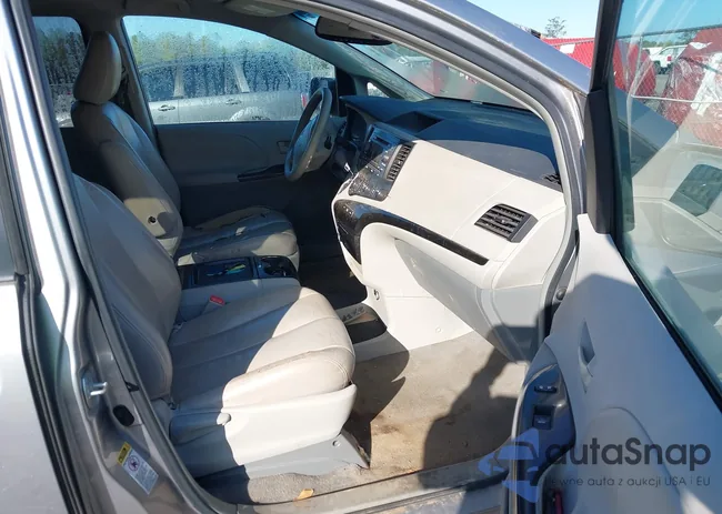 5TDKK3DC9BS015637: 42006473