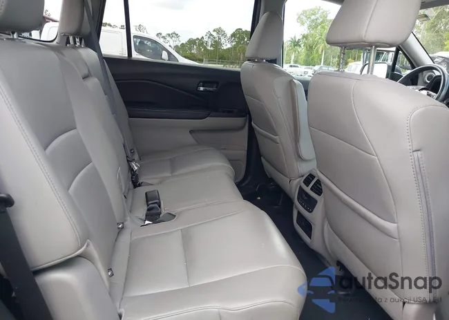 5FNYF5H59HB028715: 42008158