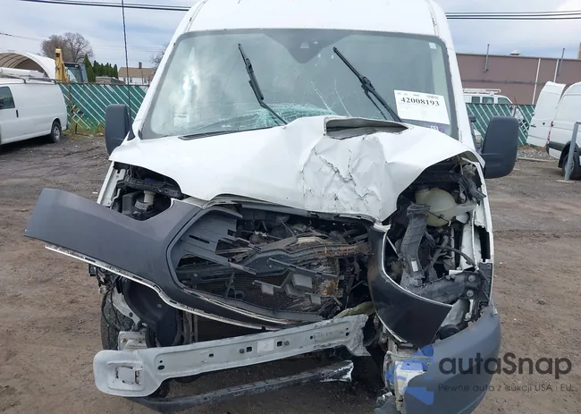 1FTNR2CM4FKA84584: 42008193