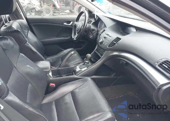 JH4CW2H59BC001798: 42008323