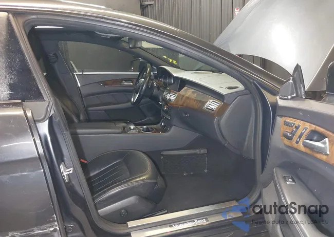 WDDLJ9BBXDA065005: 42009074