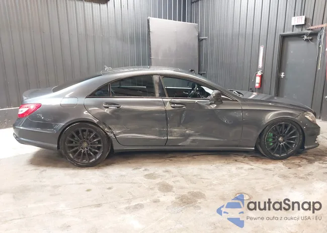 WDDLJ9BBXDA065005: 42009074