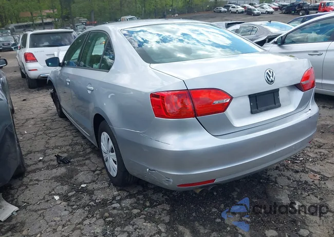 3VW2K7AJ5DM355023: 42009198