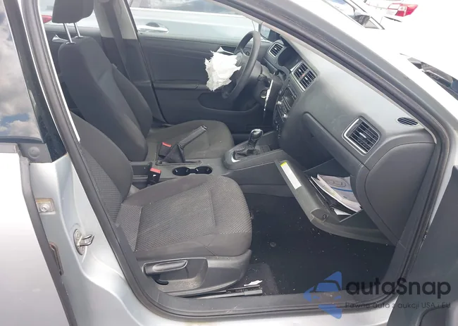 3VW2K7AJ5DM355023: 42009198